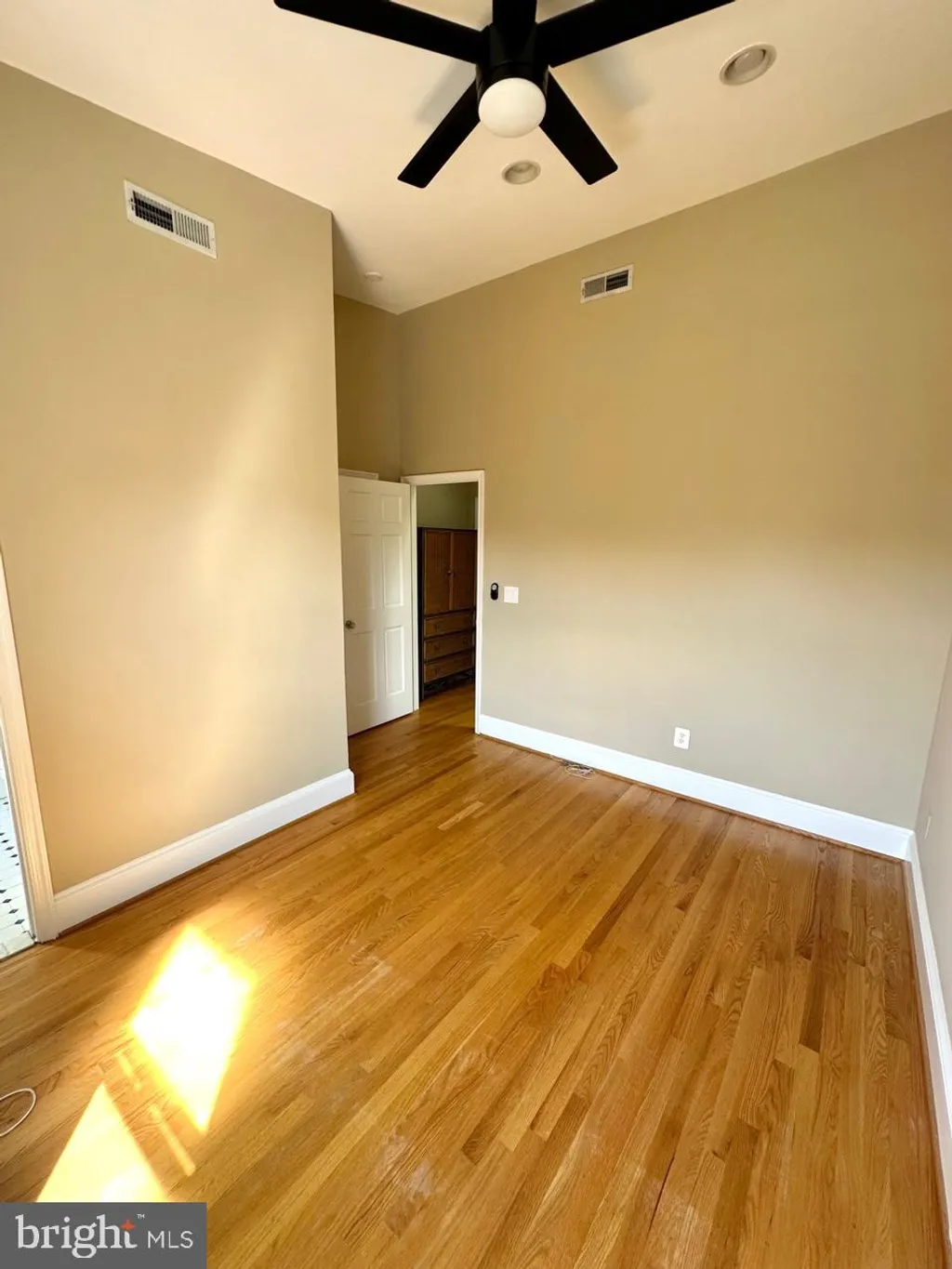 Additional image 18 of 1227 Linden Place NE, Washington, DC 20002