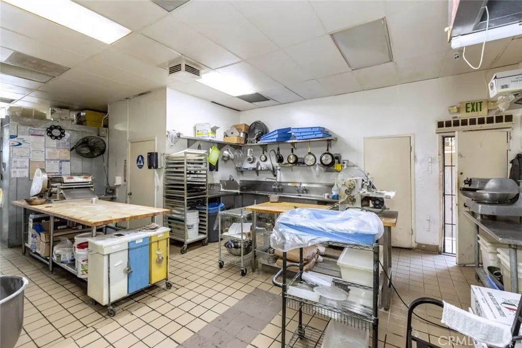 Additional image 13 of 1250 W Glenoaks Boulevard, Glendale, CA 91201