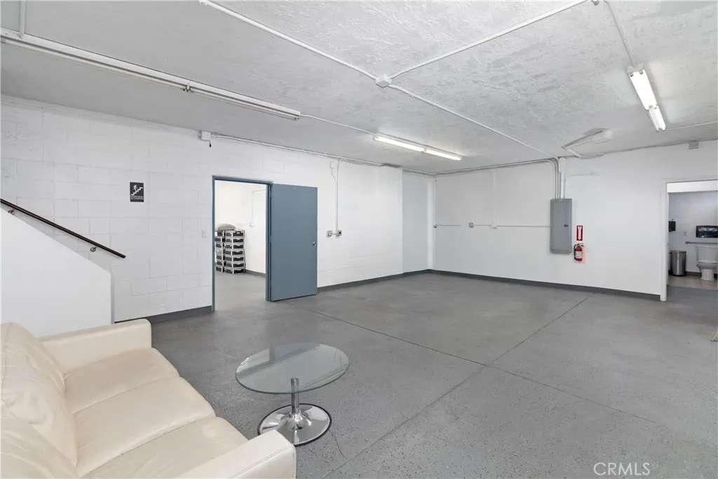 Additional image 37 of 8212 San Fernando Rd, Sun Valley, CA 91352