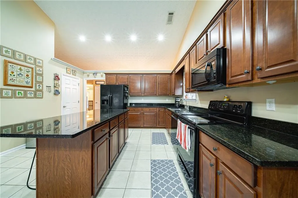 Additional image 14 of 8 Springwood Court, Phenix City, AL 36870