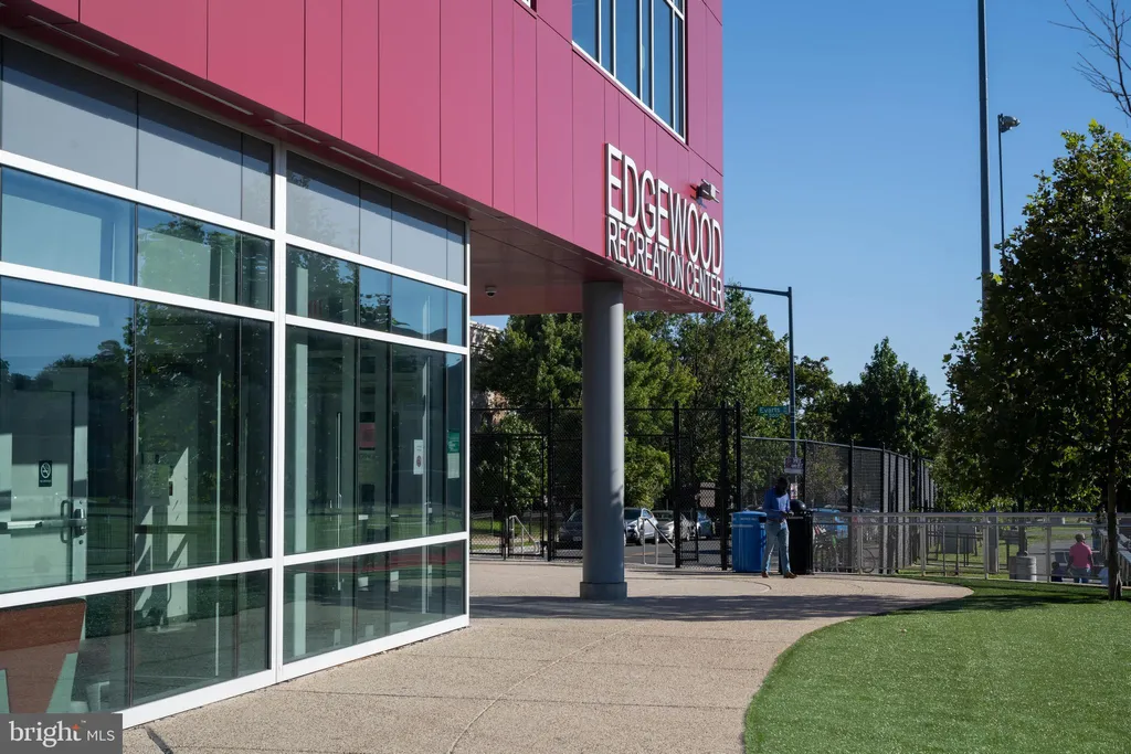 Additional image 45 of 517 Montana Avenue NE Unit 3A, Washington, DC 20017