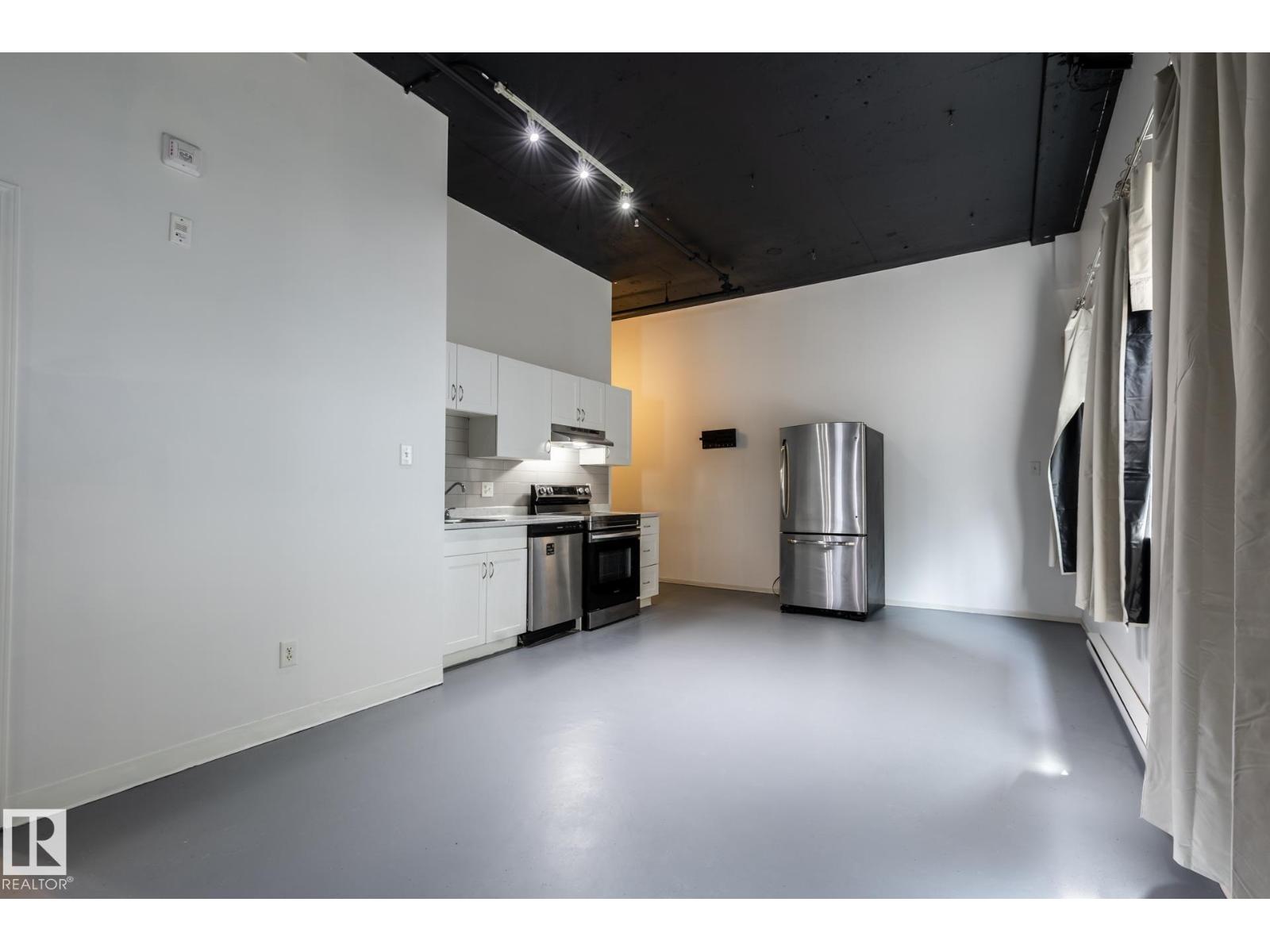Additional image 6 of 305-10024 Jasper Avenue NW, Edmonton, AB, T5J1R9