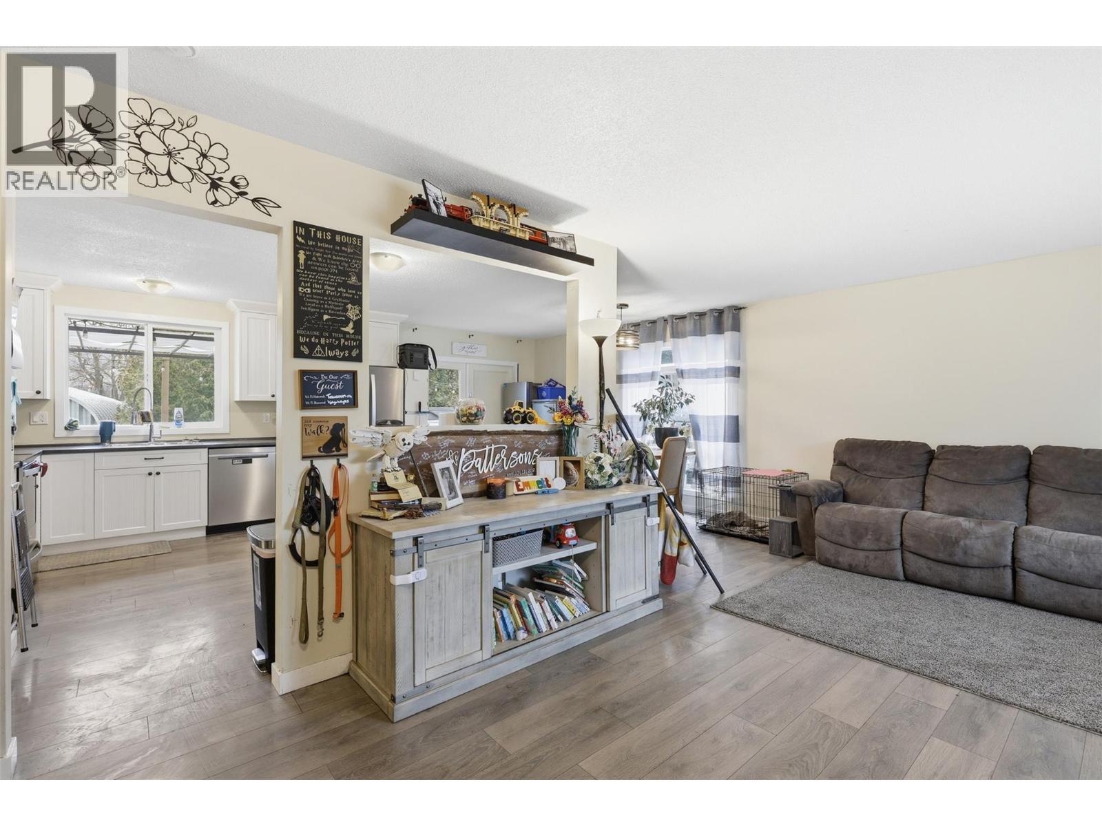 Additional image 5 of 2569 Crestline Place, Kamloops, BC, V2B4V5