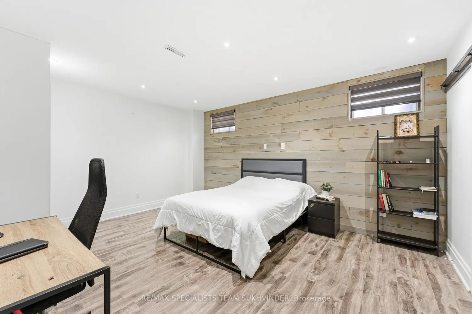 Additional image 15 of 102 Belladonna Circle