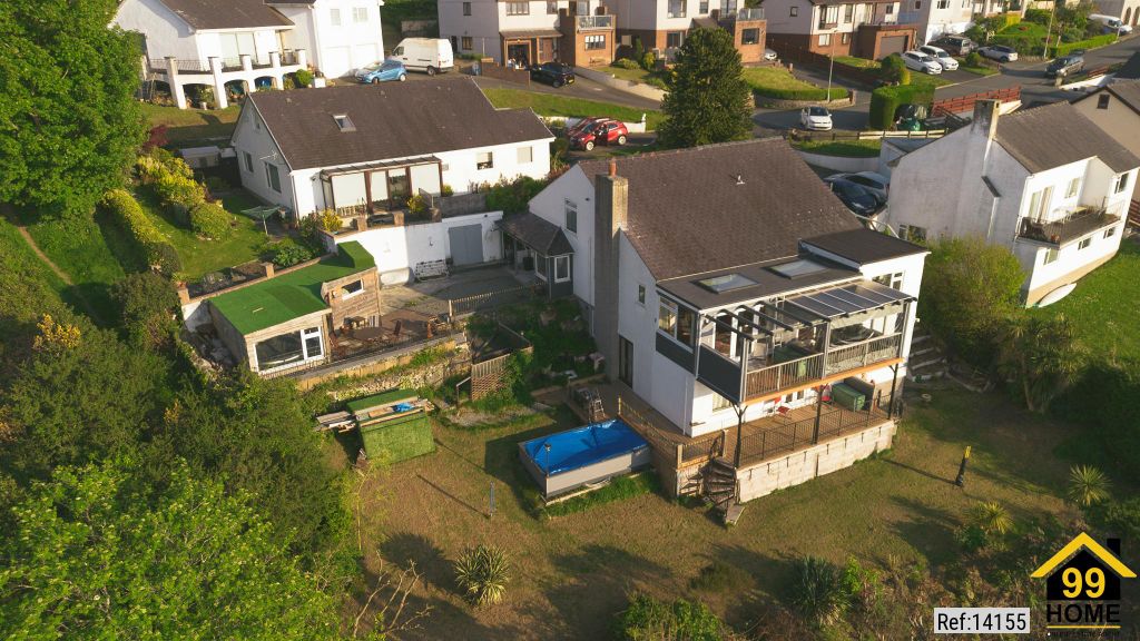 5 bed detached house for saleGwylan Uchaf, Y Felinheli, Gwynedd LL56