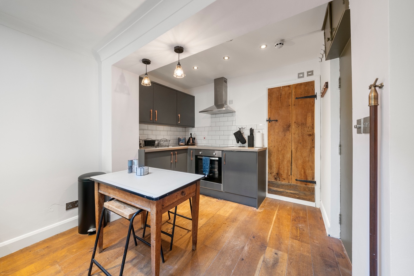 Additional image 15 of Studio Flat, Kingsland Road, E8, N1 7GU