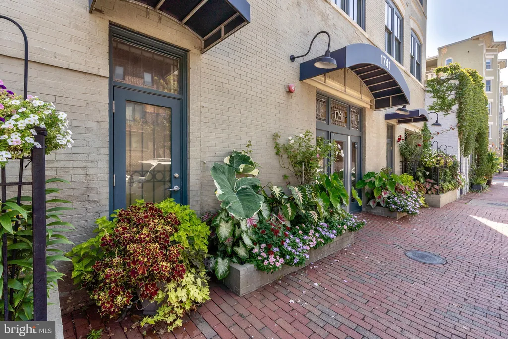 Additional image 3 of 1741 Johnson Avenue NW Unit 301, Washington, DC 20009