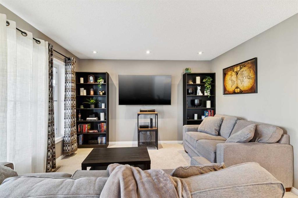 Additional image 2 of 4024 Windsong Boulevard SW, Airdrie, AB, T4B 3Z5