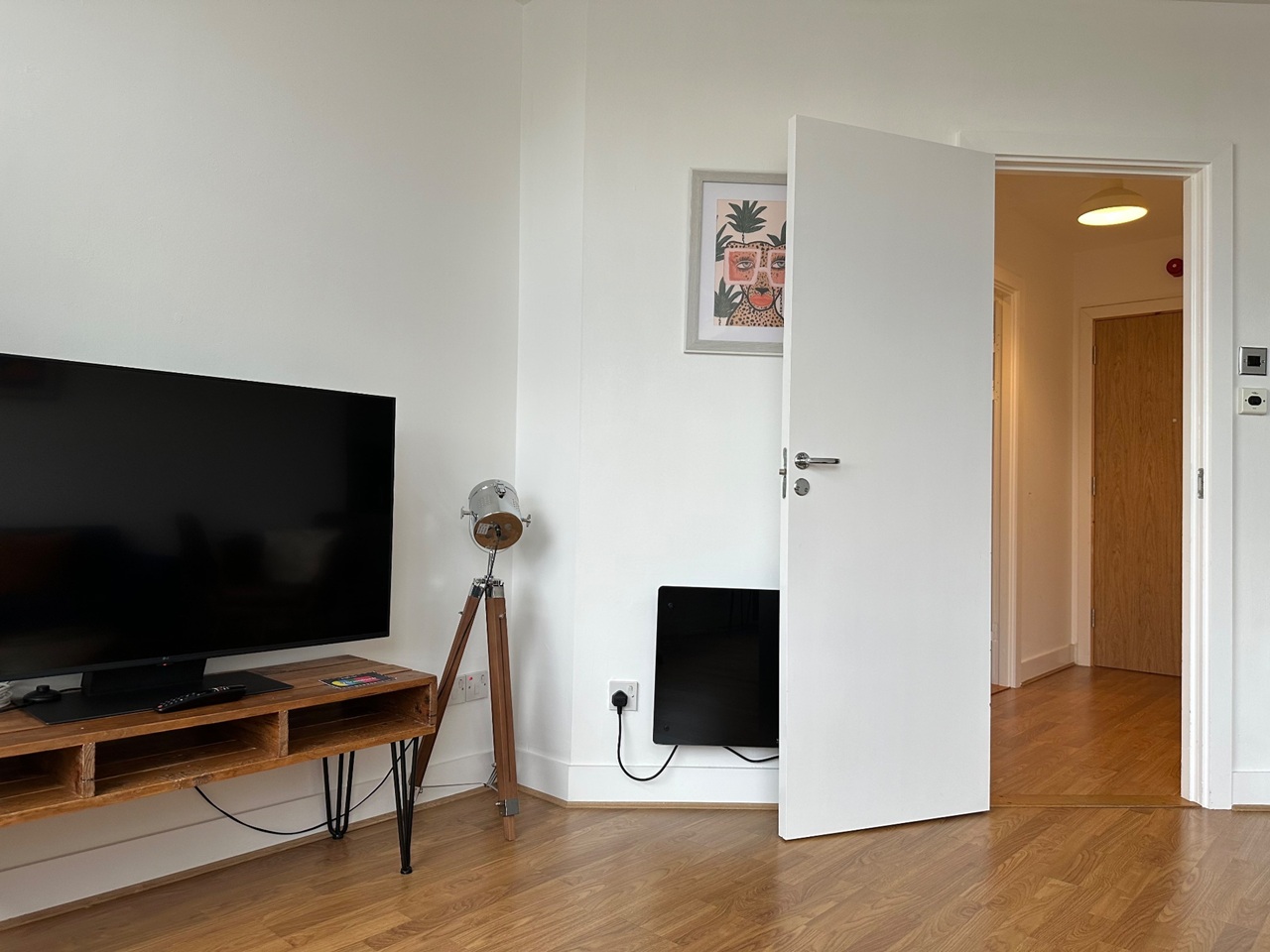 Additional image 5 of 2 Bed Flat, City Heights, M3, N1 7GU