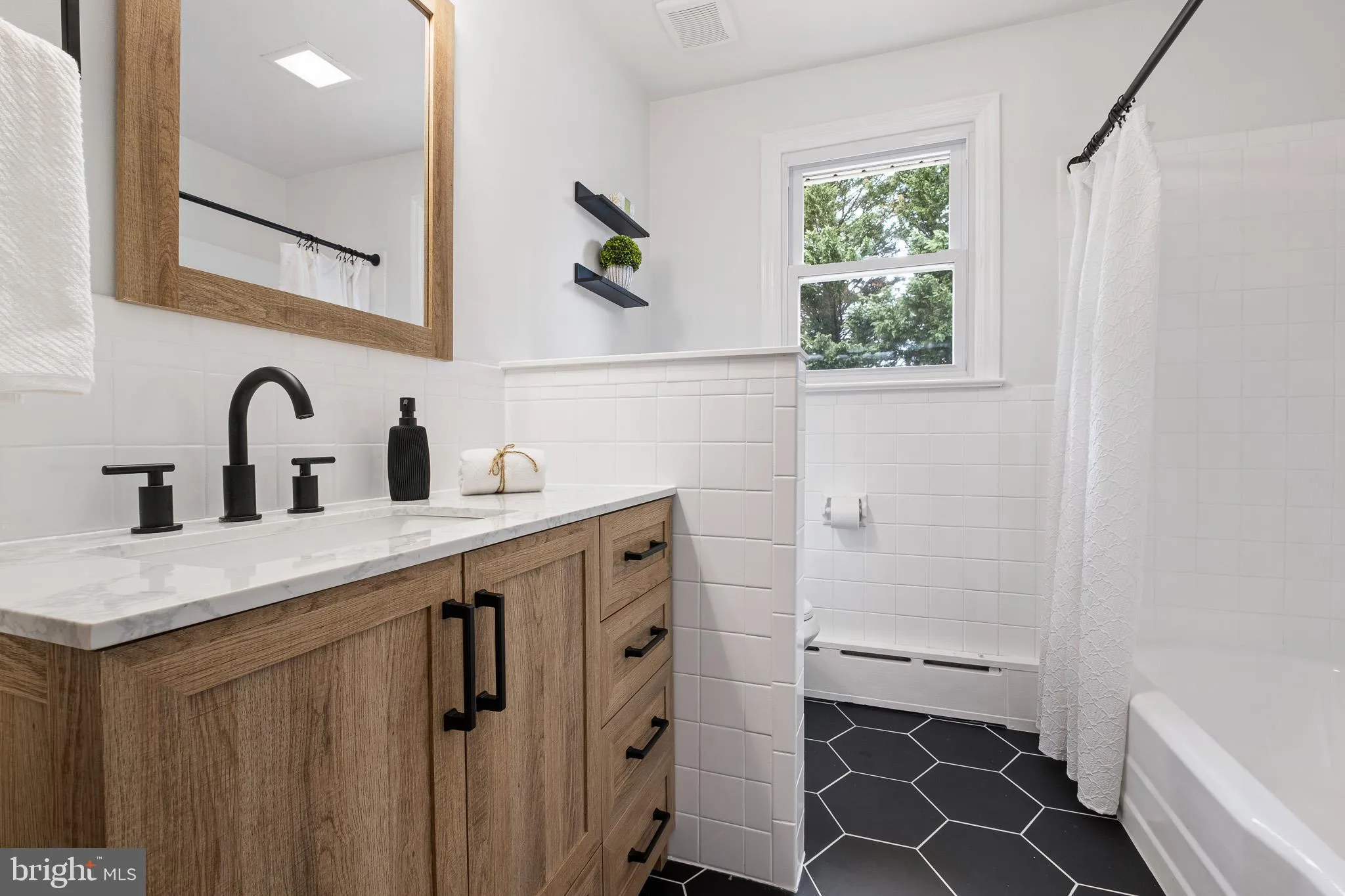 Additional image 48 of 110 N Meadow Drive, Townsend, DE 19734