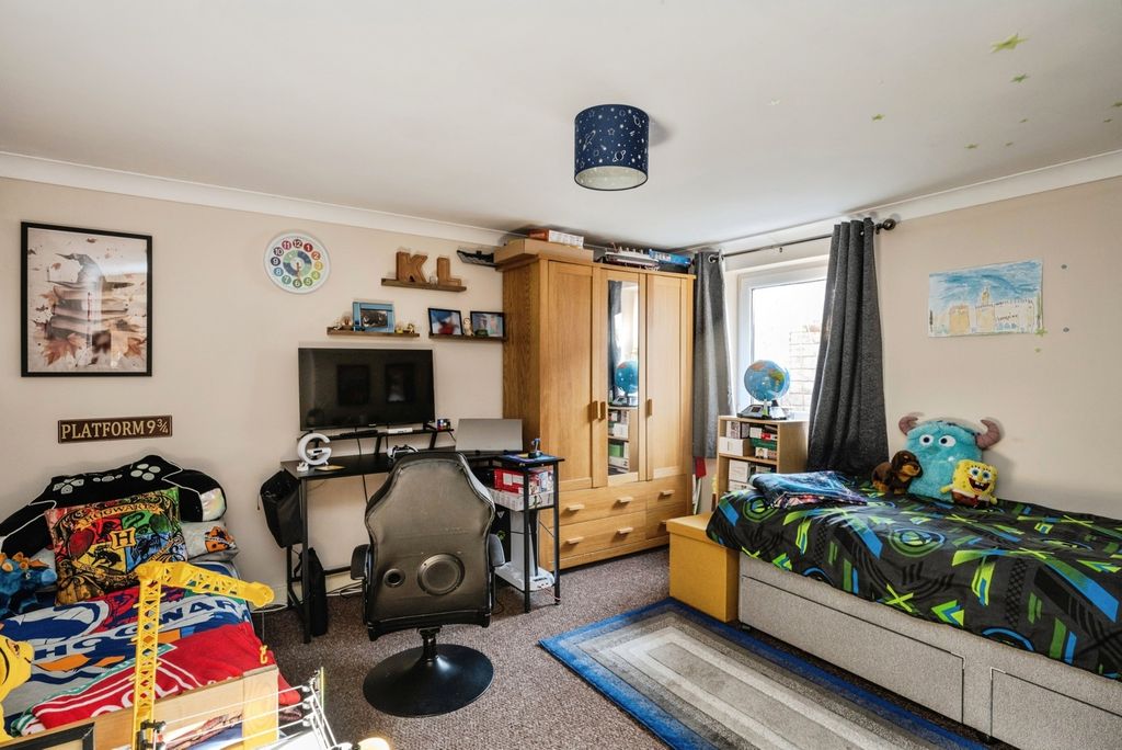 Additional image 18 of 3 bed bungalow for saleLakeview Terrace, Llanelli, Carmarthenshire SA15