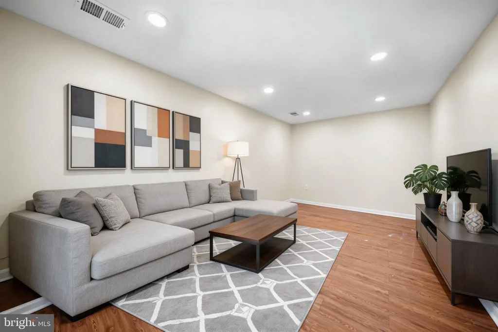 Additional image 14 of 813 Delafield Street NE, Washington, DC 20017