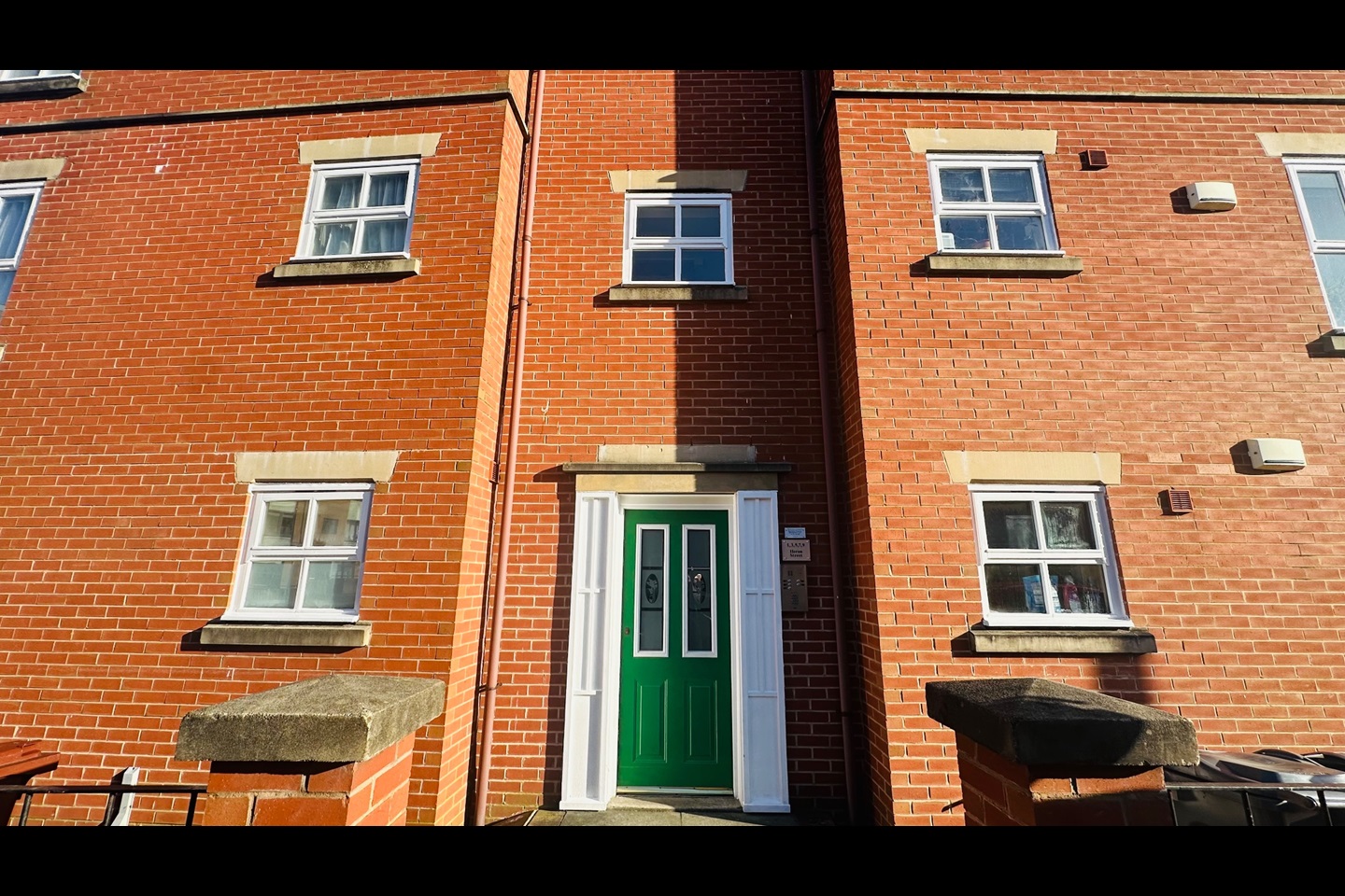 Additional image 12 of 3 Bed Flat, Heron Street, M15, N1 7GU