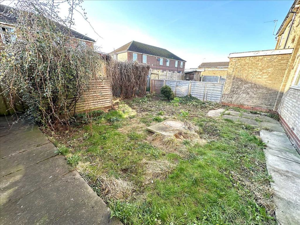 Additional image 9 of 2 bed flat for saleKensington Road, Scunthorpe DN15