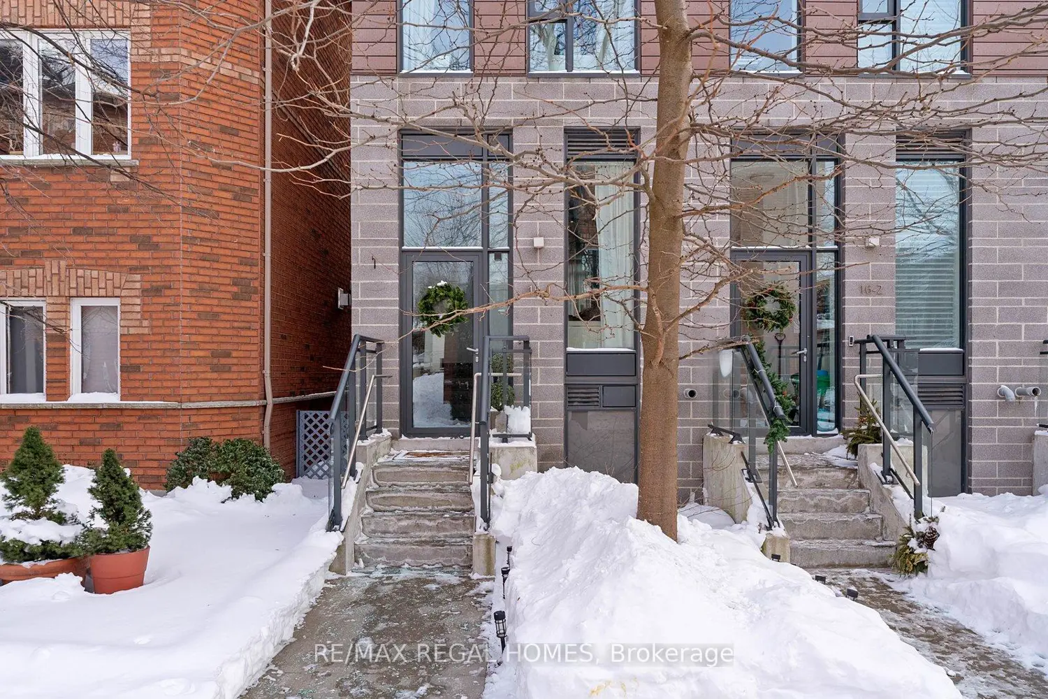 Additional image 8 of 1238 Dundas Street Th110