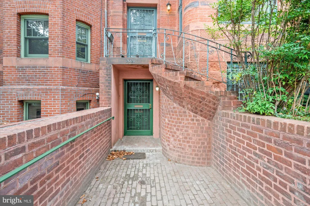 Additional image 43 of 2021 Q Street NW, Washington, DC 20009