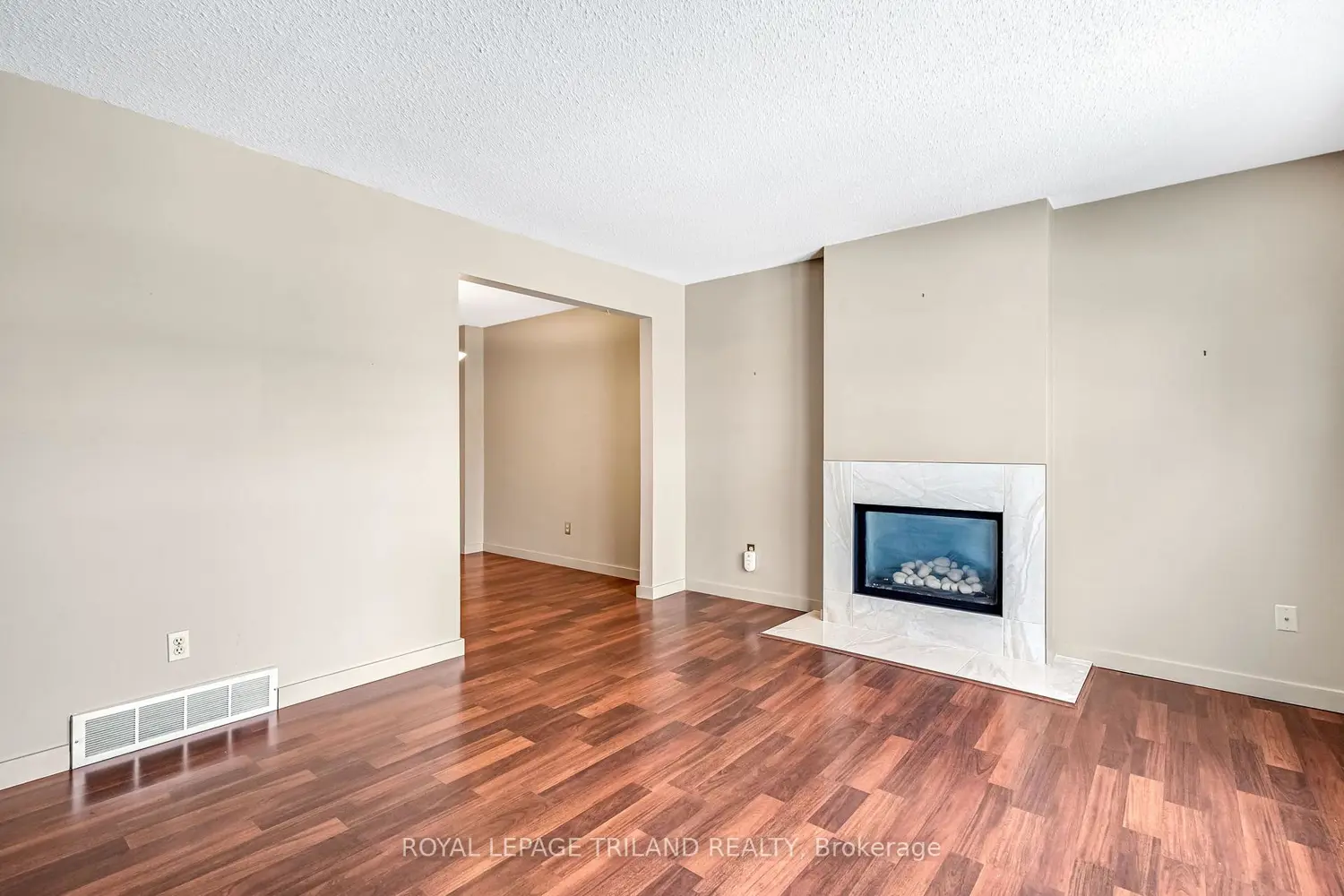 631 Cranbrook Road 24 photo 5