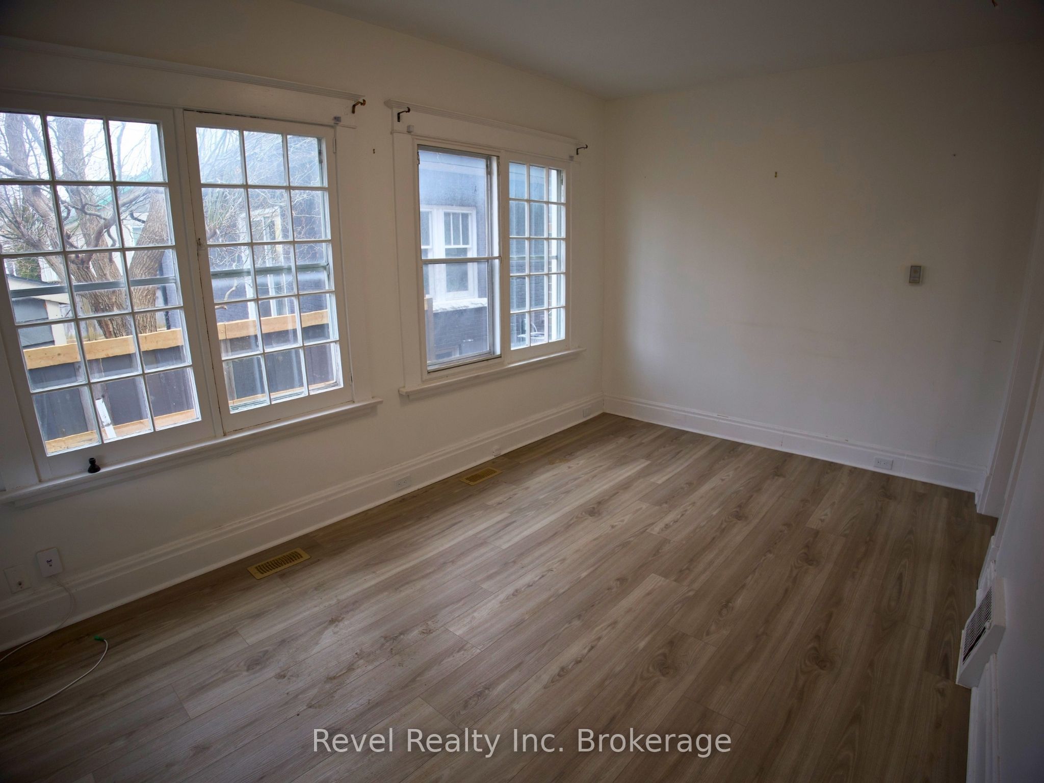Additional image 5 of B-511 King Street, Woodstock, ON, N4S 1M7