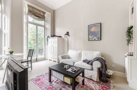 Nevern Square, Earls Court, London SW5