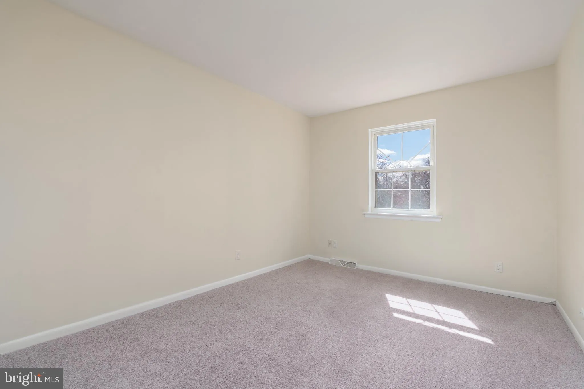 Additional image 52 of 302 2nd Street, Newark, DE 19711