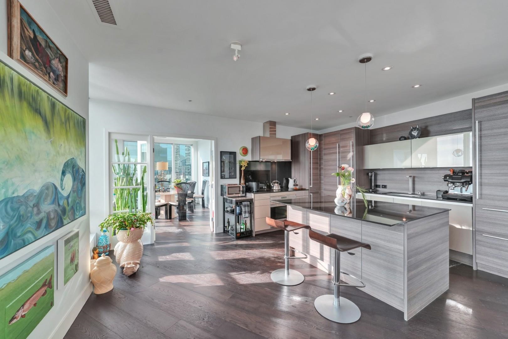 Additional image 4 of 2106-989 Nelson Street, Vancouver, BC, V6Z 2S1