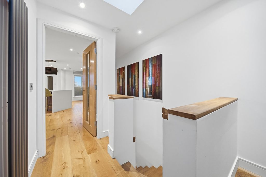 Additional image 15 of 3 bed flat for saleOld Bellsdyke Road, Larbert FK5