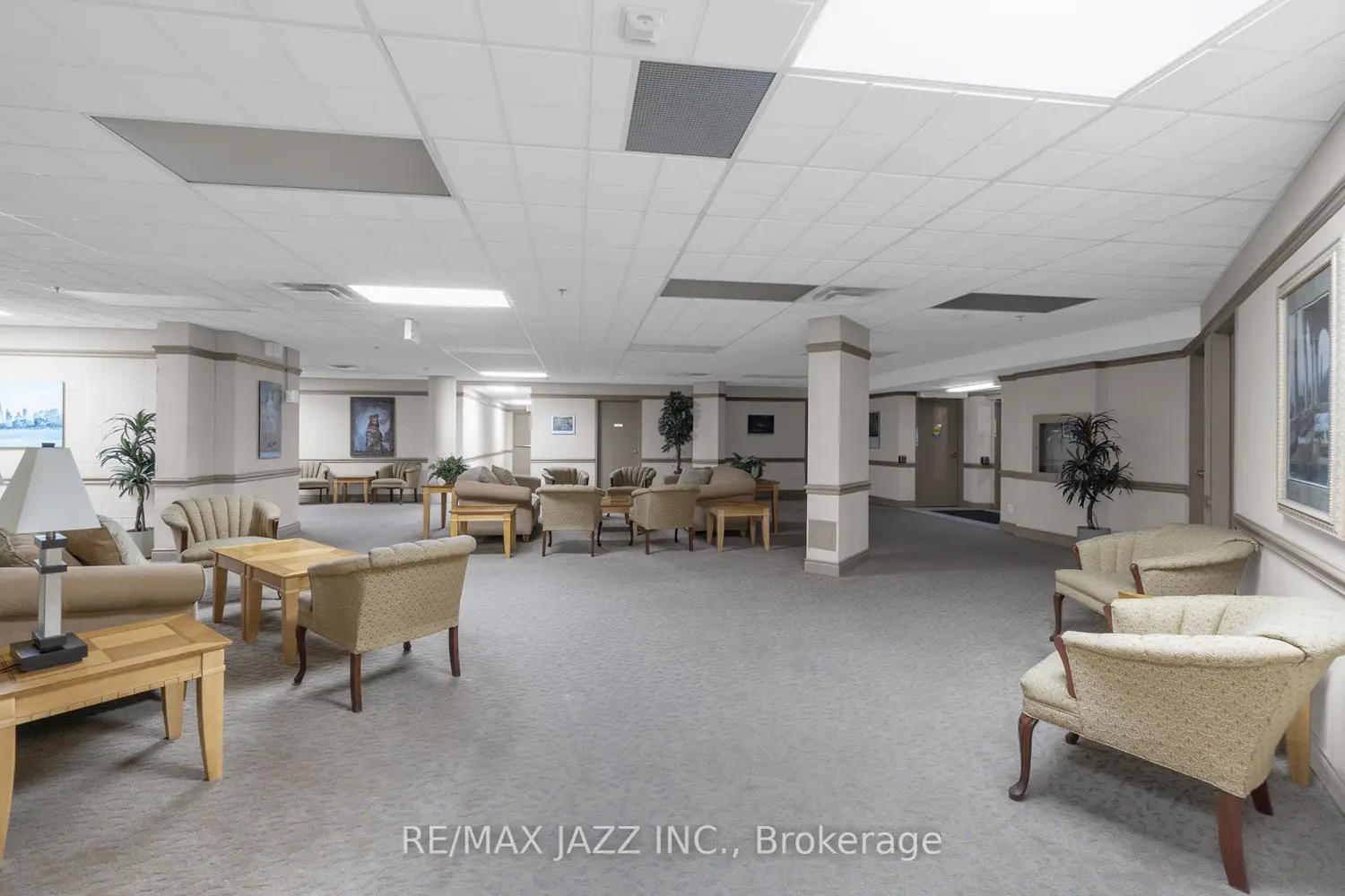 Additional image 20 of 7 Dayspring Circle 304