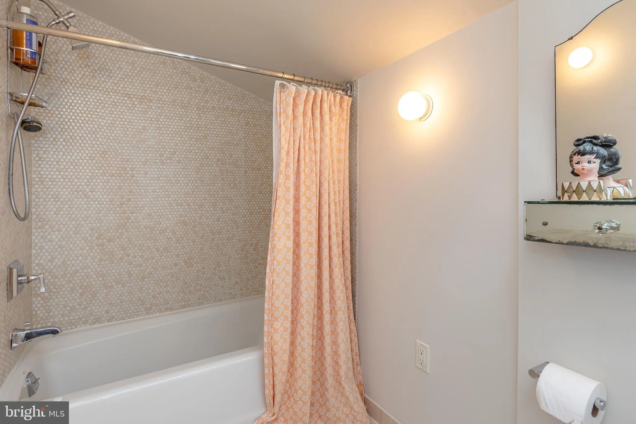 Additional image 88 of 2633 15th Street NW Unit 3, Washington, DC 20009
