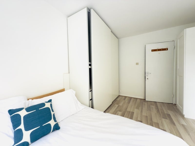 Additional image 3 of Room in a Shared Flat, Tower Bridge, E1, N1 7GU