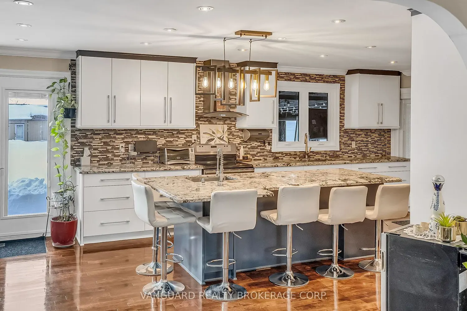 Additional image 5 of 8070 Hornby Road