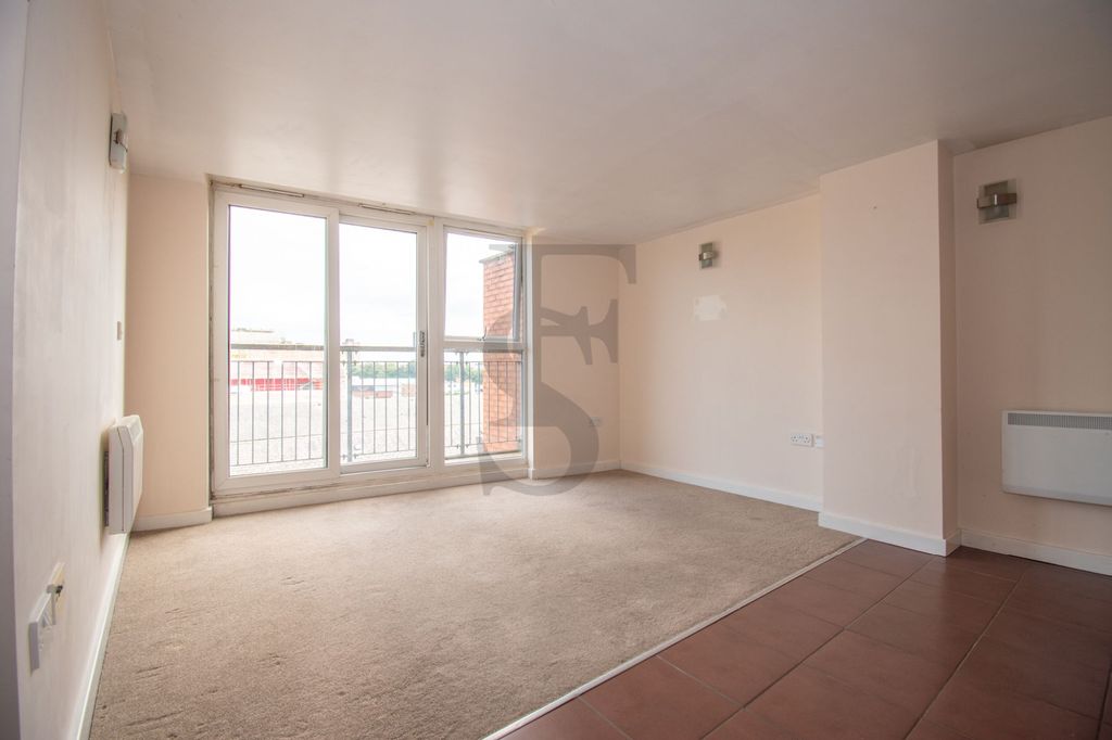2 bed flat for saleAlexandra House, Rutland Street, Leicester City Centre LE1