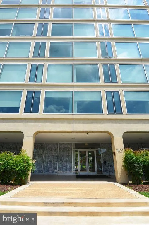 Additional image 24 of 1101 3rd Street SW Unit 305, Washington, DC 20024