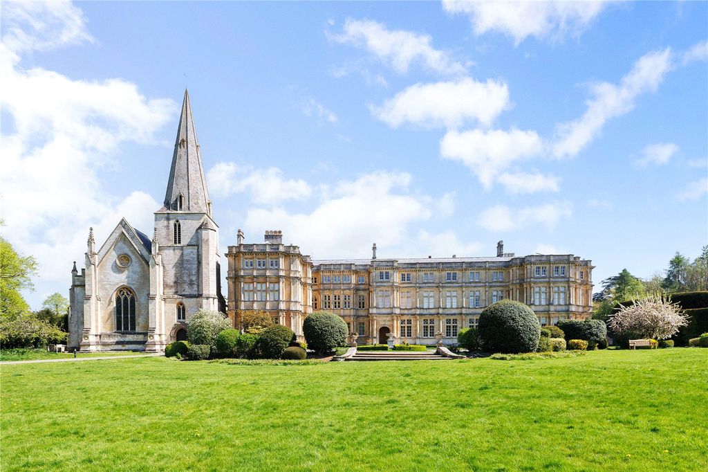 4 bed flat for saleSherborne House, Sherborne, Gloucestershire GL54