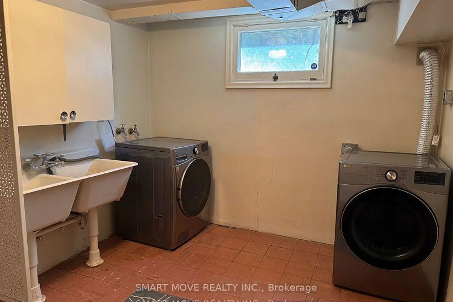 Additional image 6 of 11 Valecrest Drive