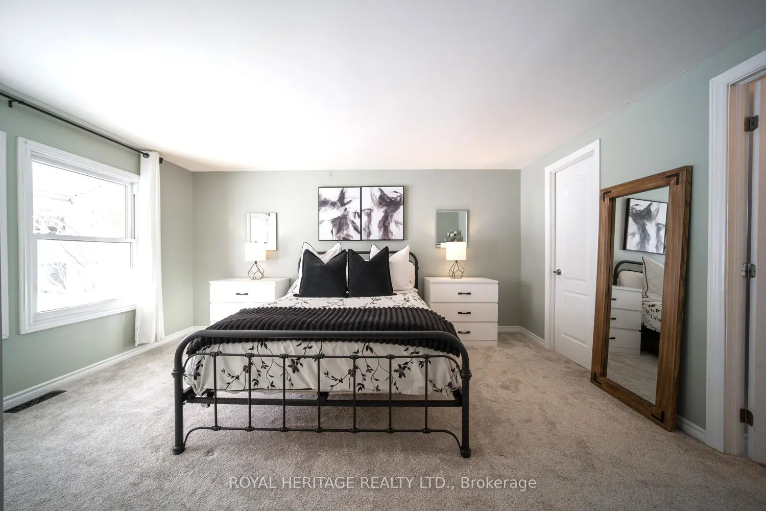 Additional image 11 of 104 Linden Lane