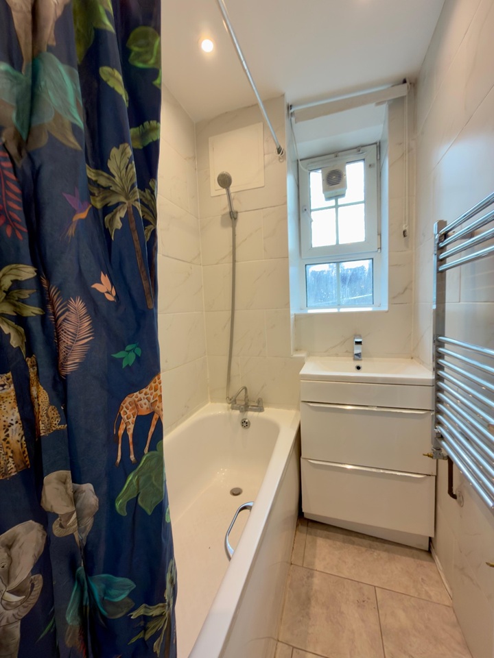 Additional image 12 of Room in a Shared House, Netherby House, SW8, SW8 2SA