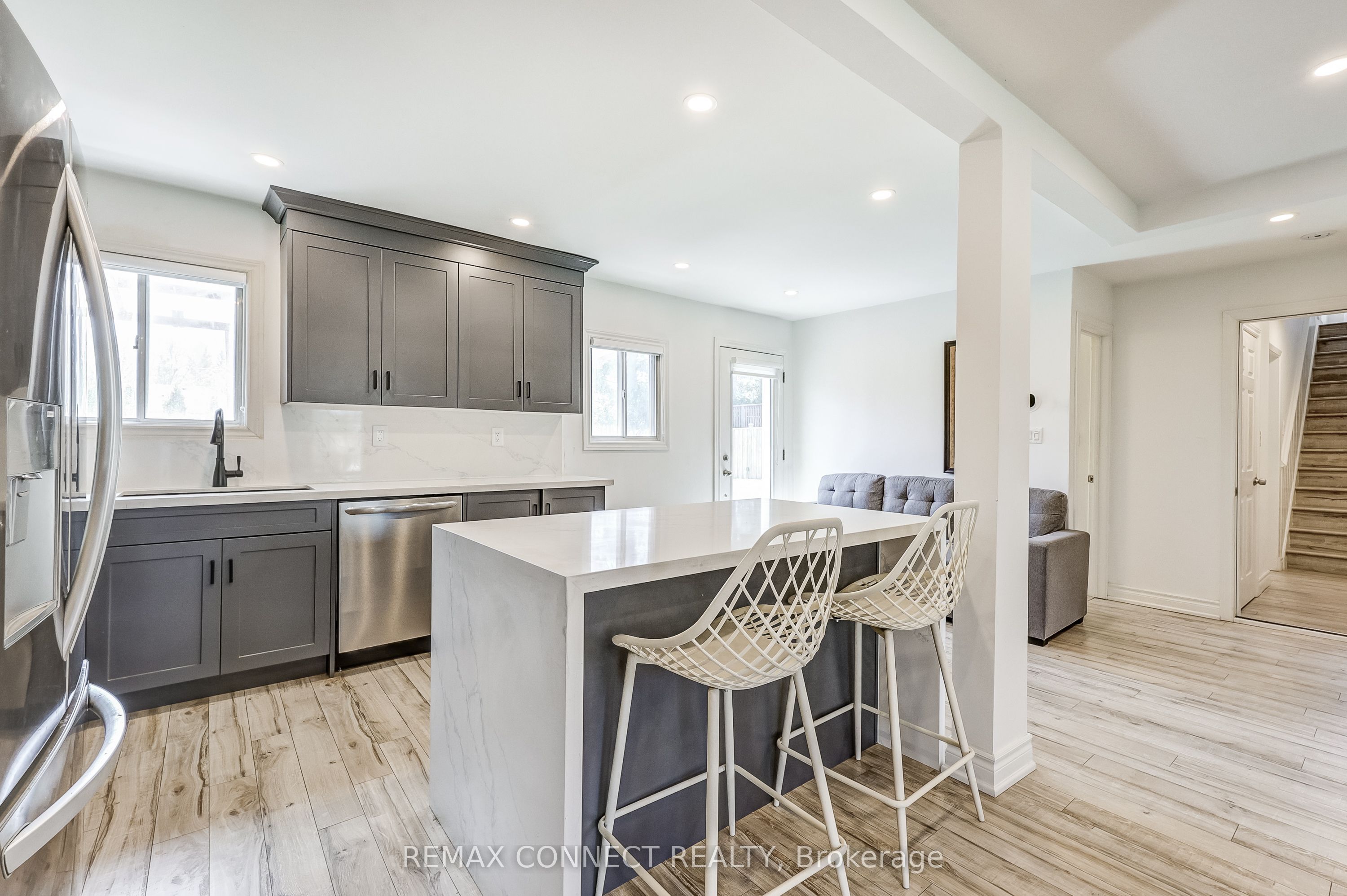 Additional image 4 of 3759 Ellesmere Road, Toronto, ON, M1C 1H8