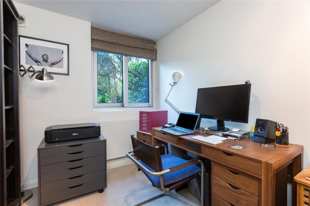 Additional image 5 of 2 Bed Flat, Waverley Court, NW3, N1 7GU