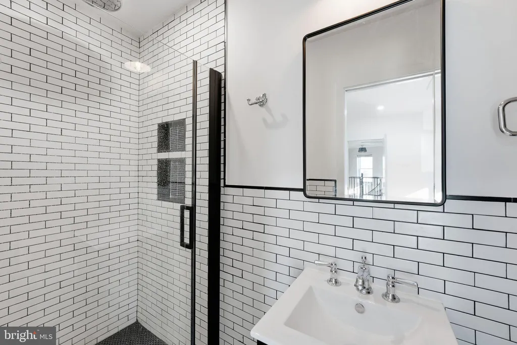 Additional image 12 of 718 Rhode Island Avenue NW, Washington, DC 20001