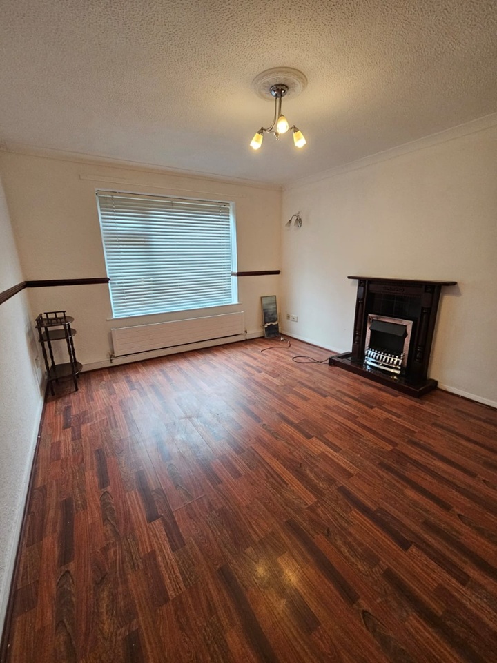 Additional image 4 of 3 Bed Semi-Detached House, Kenneth Square, M7, N1 7GU