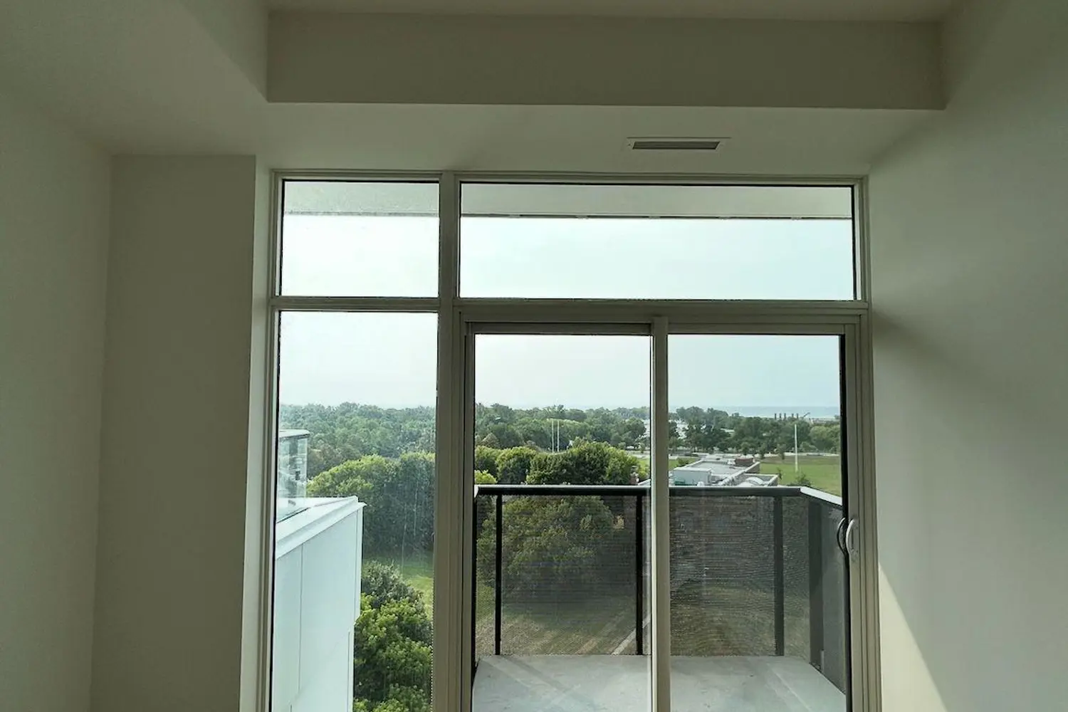 Additional image 3 of 1050 Eastern Avenue 806