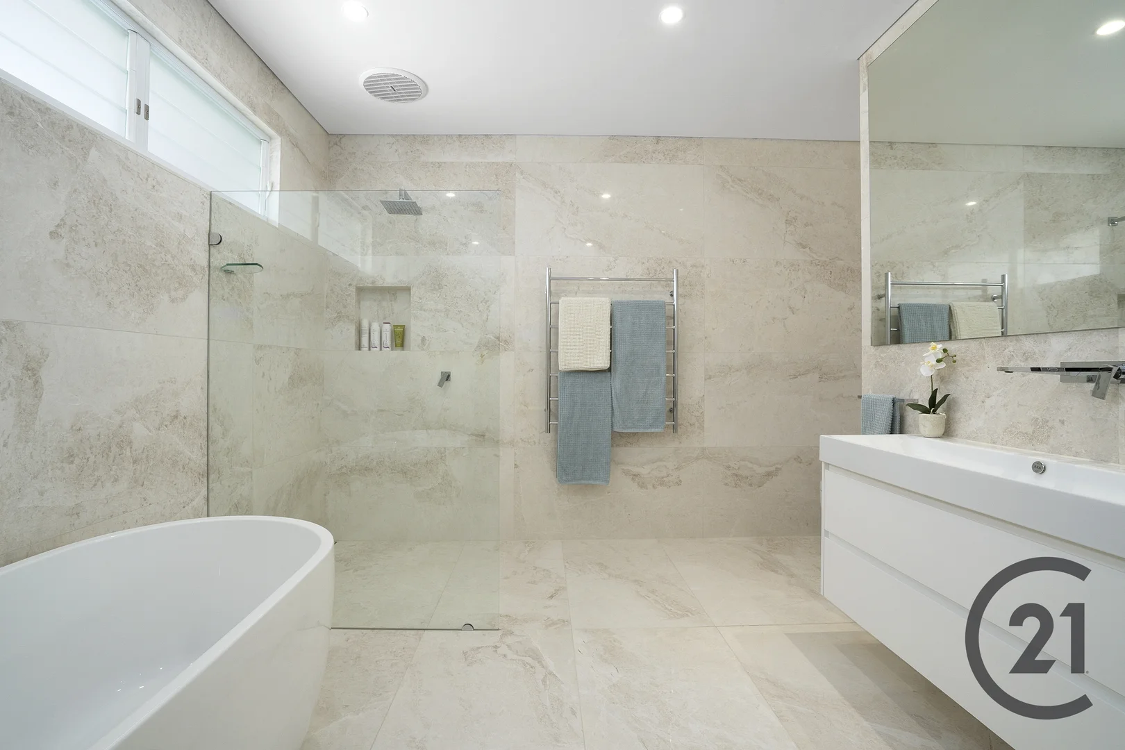 Additional image 19 of 28 Riverview Road, Pleasure Point NSW 2172