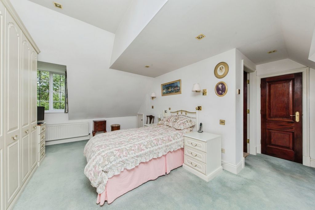 Additional image 12 of 2 bed flat for saleChurch Lane, Gawsworth, Macclesfield, Cheshire SK11