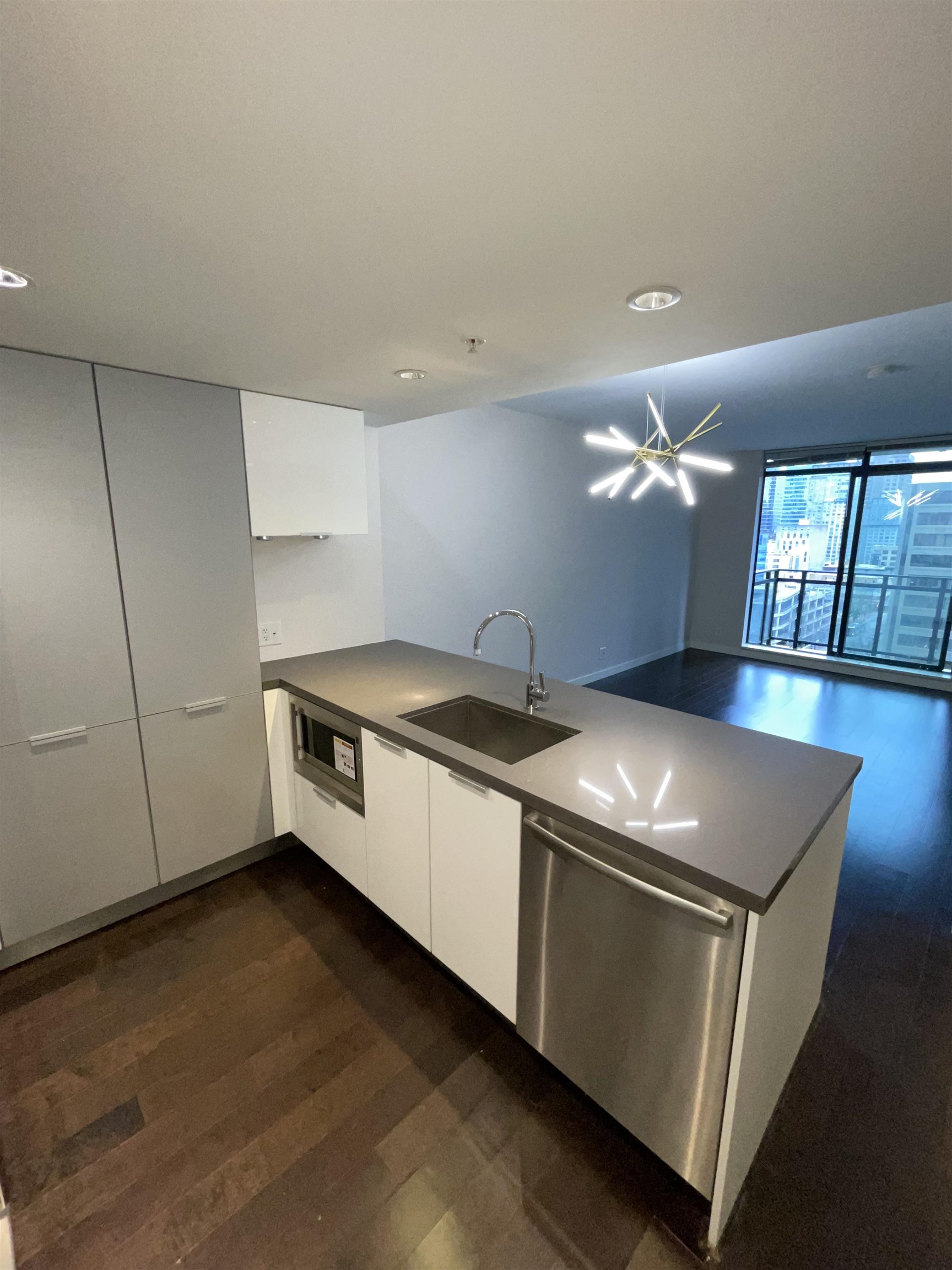 Additional image 3 of 1507-788 Richards Street, Vancouver, BC, V6B 0C7