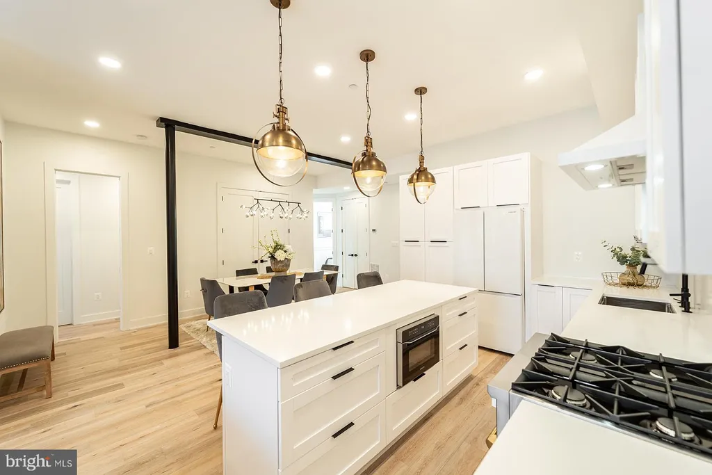 Additional image 18 of 1215 Holbrook Terrace NE Unit 2, Washington, DC 20002