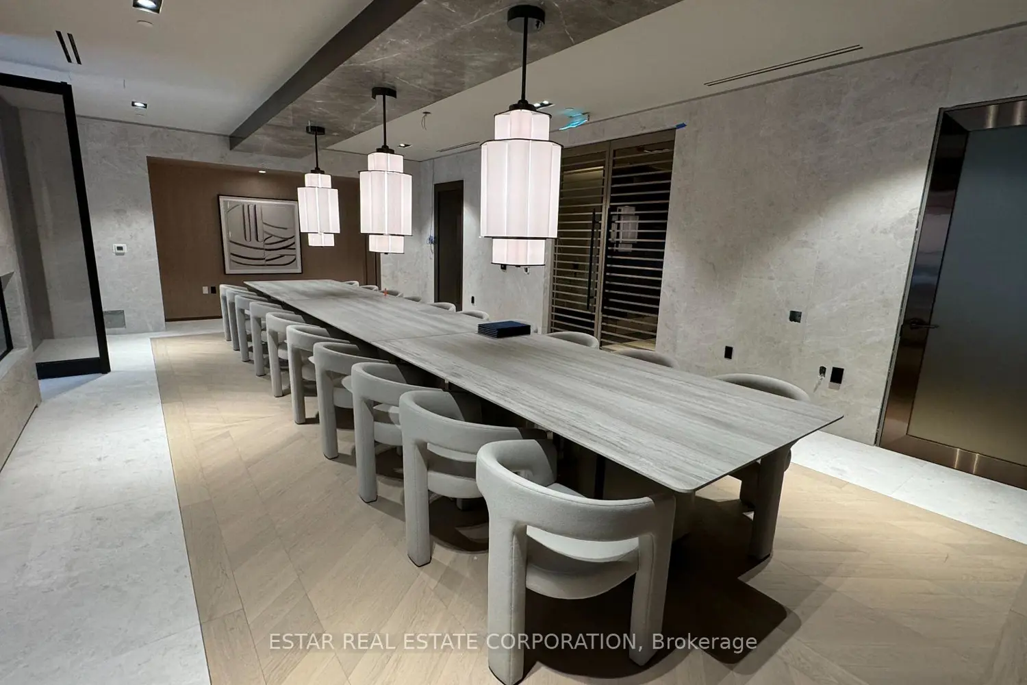 Additional image 2 of 2 Forest Hill Road 601