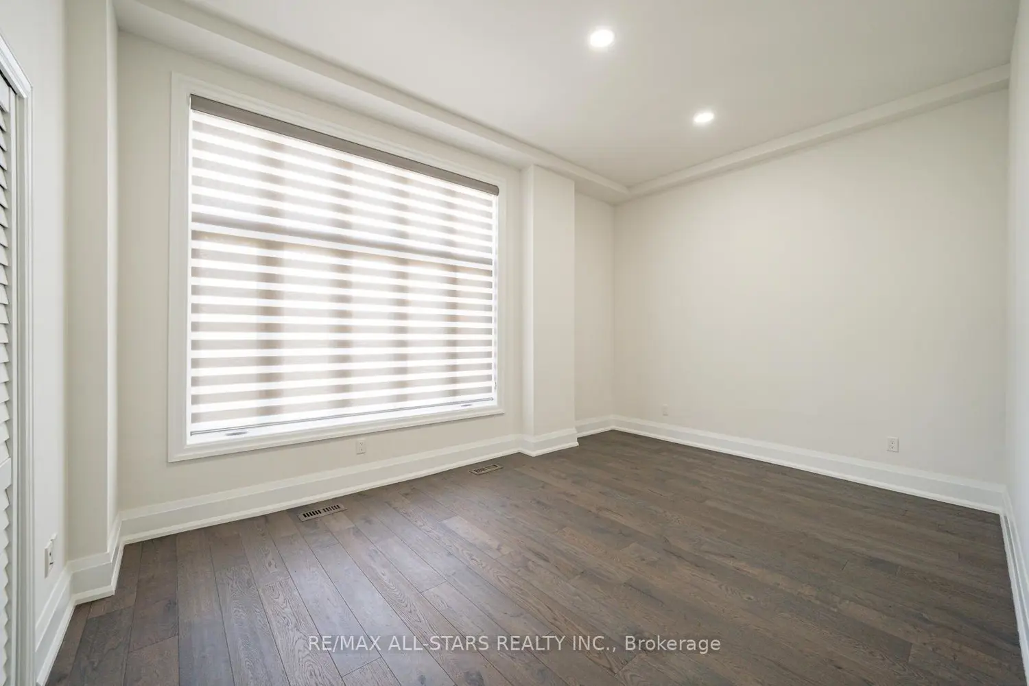 Additional image 16 of 72 Grayfield Drive