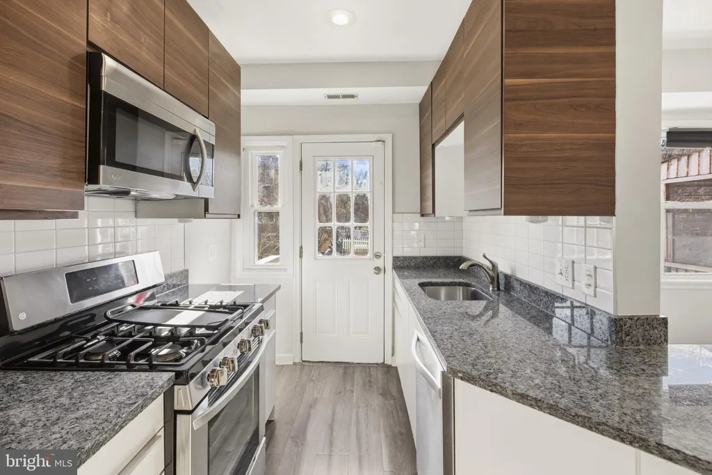 Additional image 18 of 5105 New Hampshire Avenue NW, Washington, DC 20011