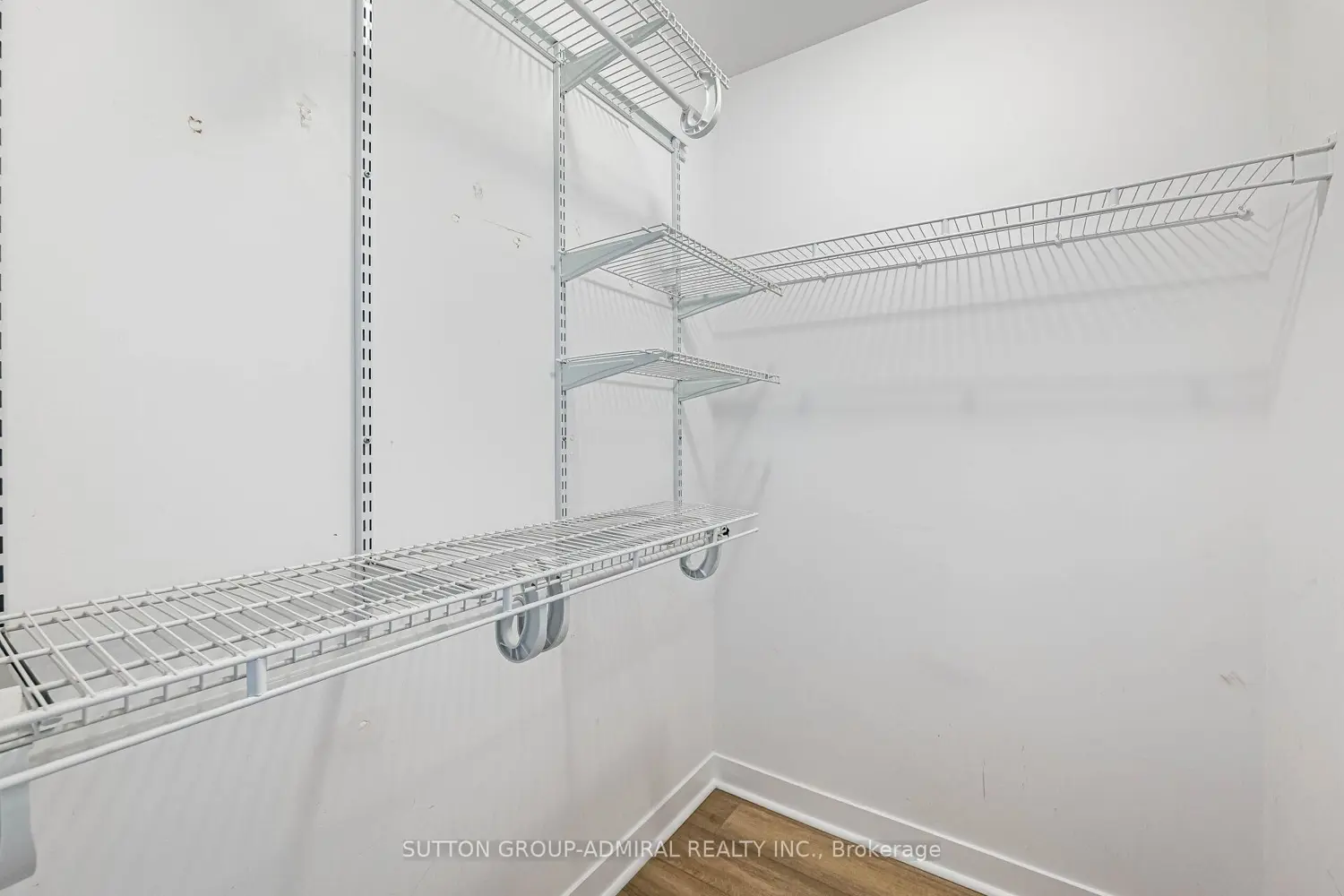 Additional image 10 of 5317 Upper Middle Road 104