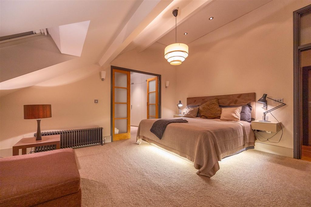 Additional image 40 of 3 bed flat for saleStirling Hall, Elm Road, Leigh-On-Sea SS9